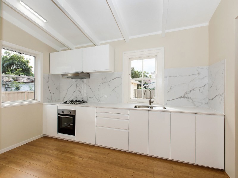 216 Chuter Avenue, Sans Souci NSW 2219