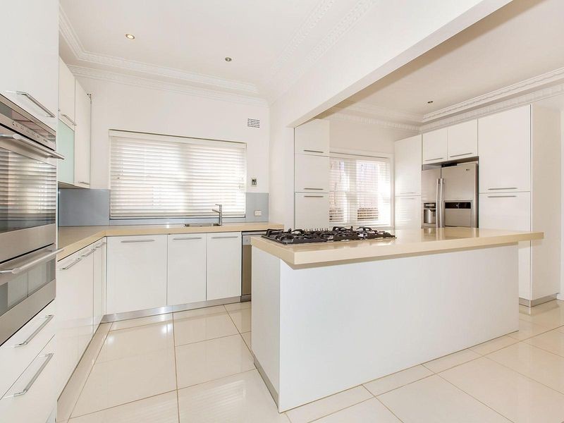 6 Carinya Avenue, Brighton-le-sands NSW 2216