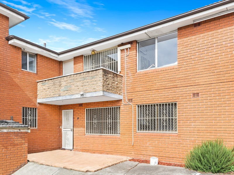 8/47 Fairmount Street, Lakemba NSW 2195