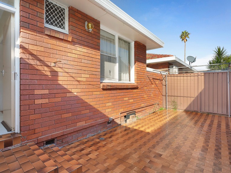 1/37 Verdun Street, Bexley NSW 2207