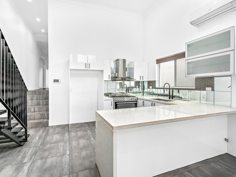 10 Gibbes Street, Banksia NSW 2216