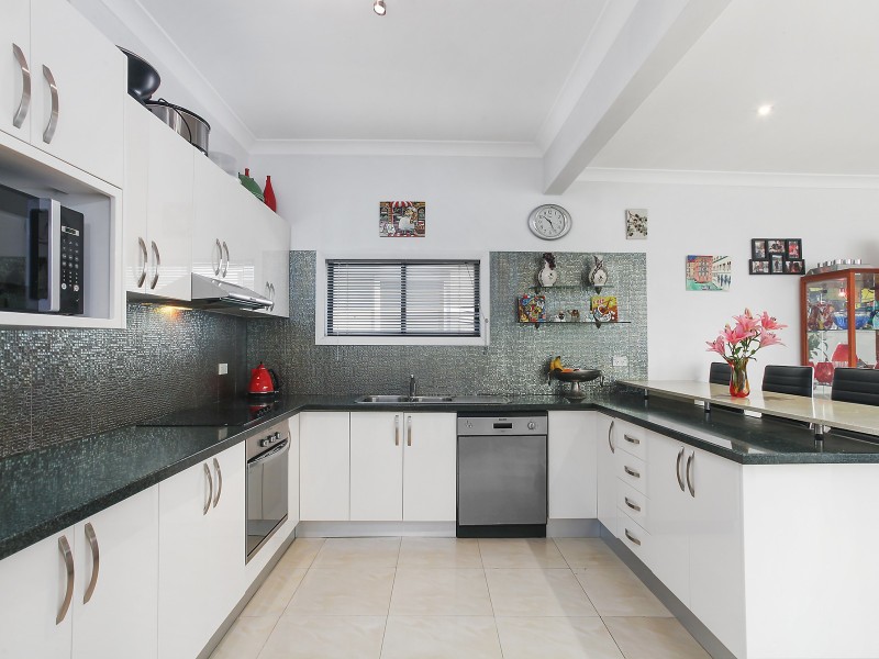 5 Brighton Parade, Brighton-le-sands NSW 2216