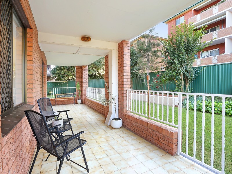 3/54 St Georges Parade, Hurstville NSW 2220
