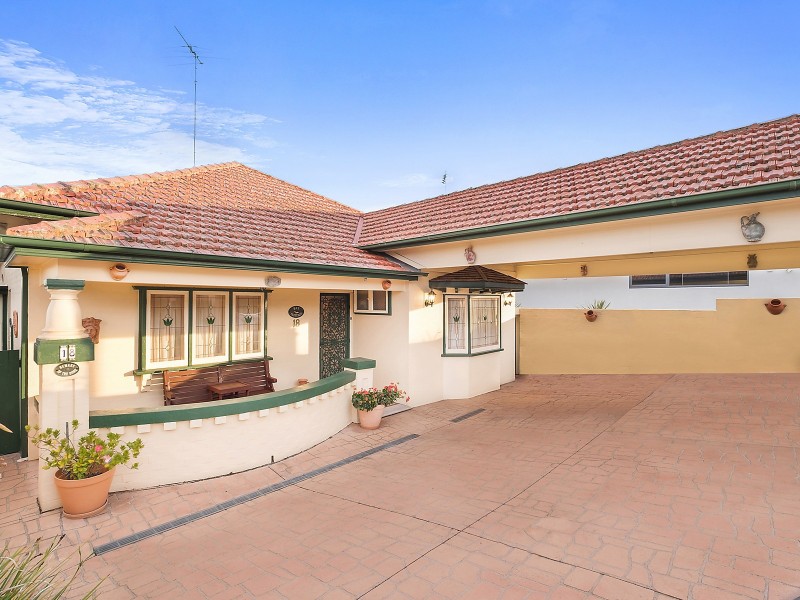 18 Vaudan Street, Kogarah Bay NSW 2217