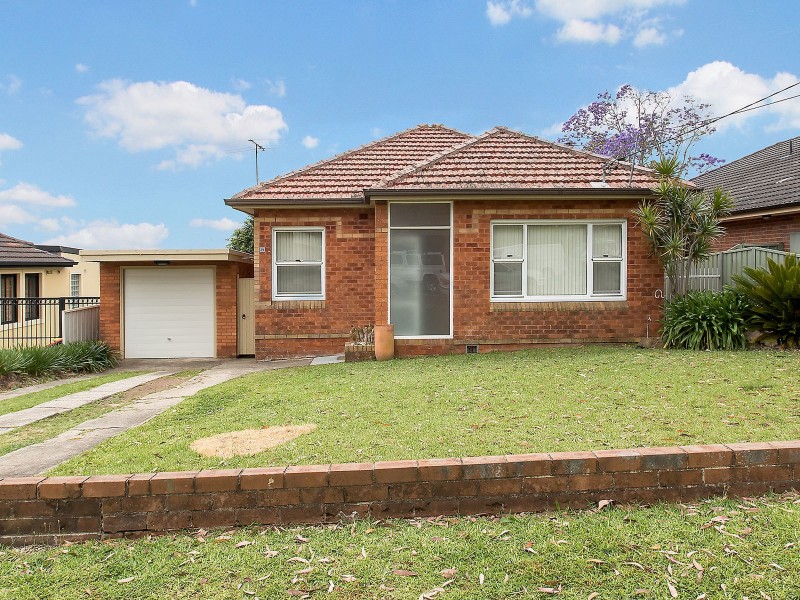 29 Bimbadeen Avenue, Miranda NSW 2228