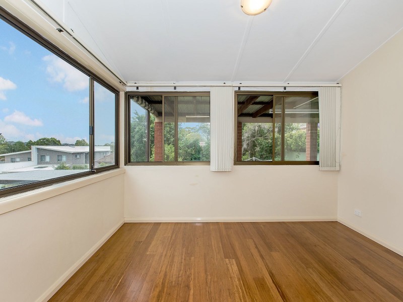 29 Bimbadeen Avenue, Miranda NSW 2228