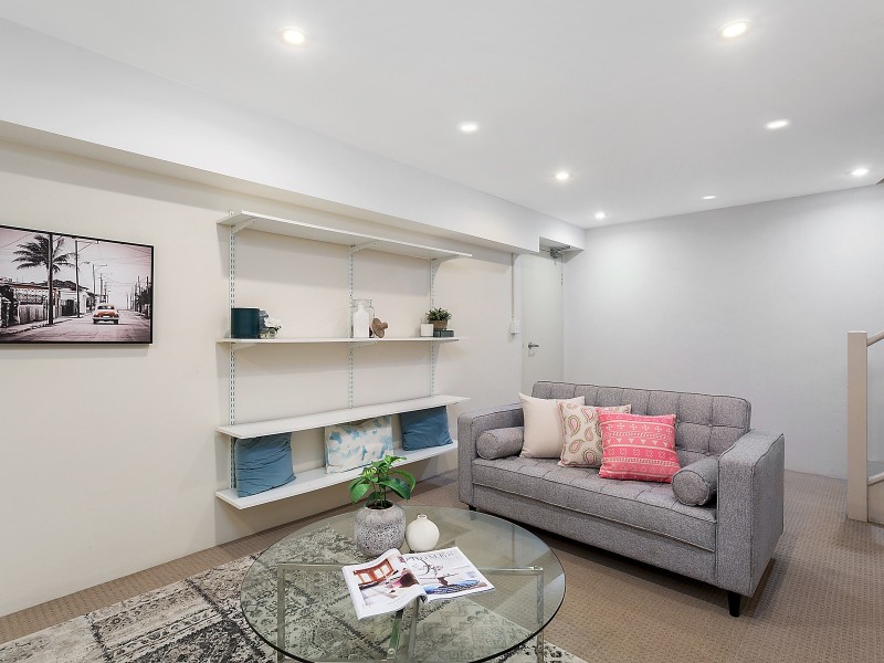 12/27 Durbar Avenue, Kirrawee NSW 2232