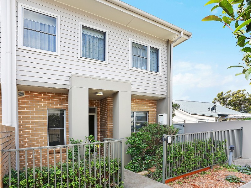 12/27 Durbar Avenue, Kirrawee NSW 2232