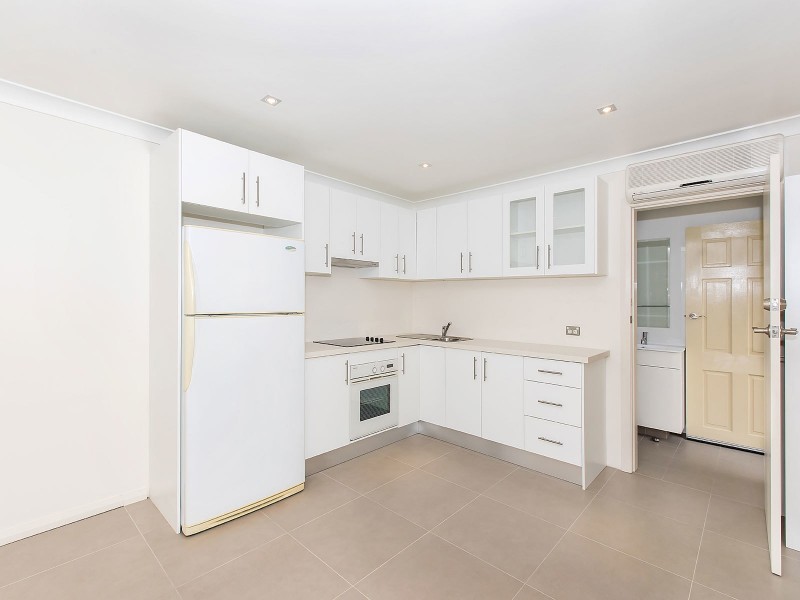 13 Draper Avenue, Roselands NSW 2196