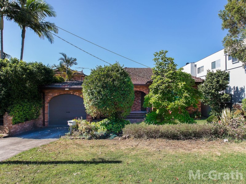 28 Woodlands Avenue, Lugarno NSW 2210