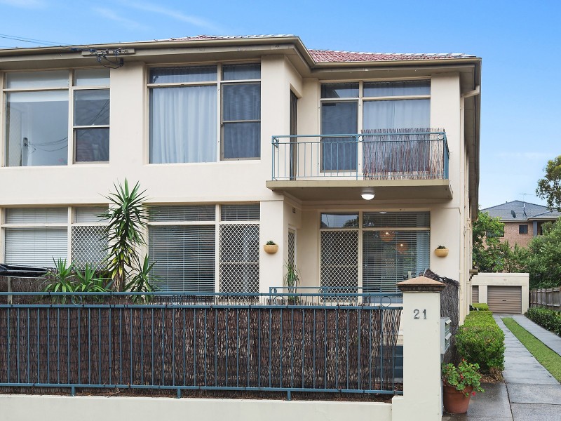 2/21 Trafalgar Street, Brighton-le-sands NSW 2216