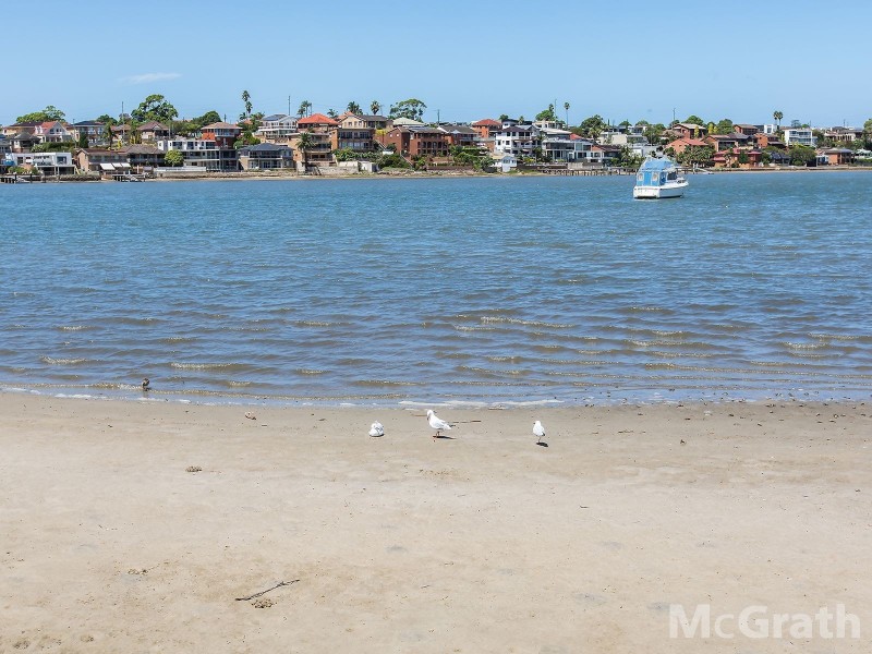 4 Carlton Crescent, Kogarah Bay NSW 2217