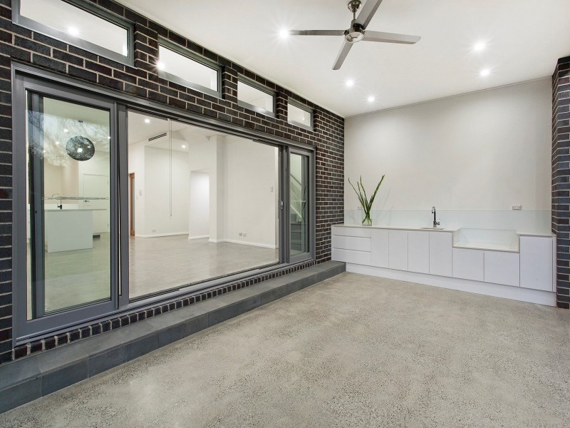 26 Seidel Avenue, Picnic Point NSW 2213