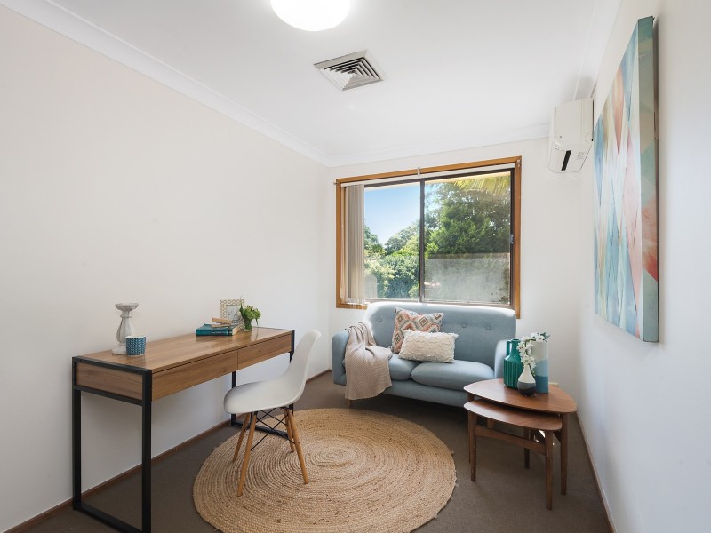 2/18 Vega Street, Revesby NSW 2212