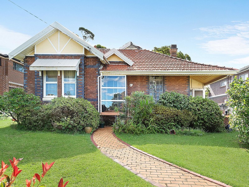 13 Waratah Street, Arncliffe NSW 2205