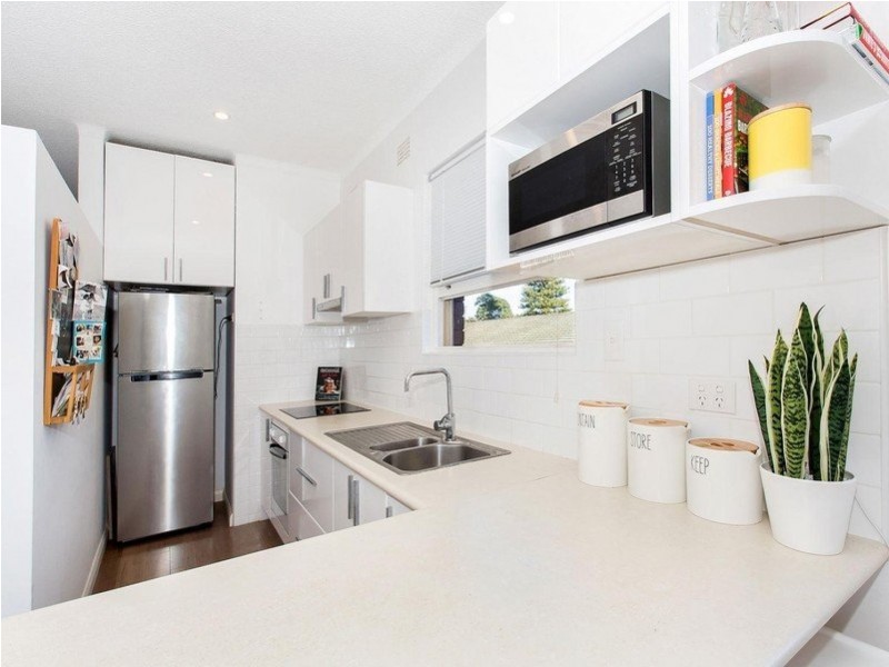 9/182 Russell Avenue, Dolls Point NSW 2219