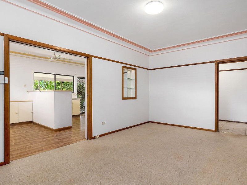 28 Woodlands Avenue, Lugarno NSW 2210