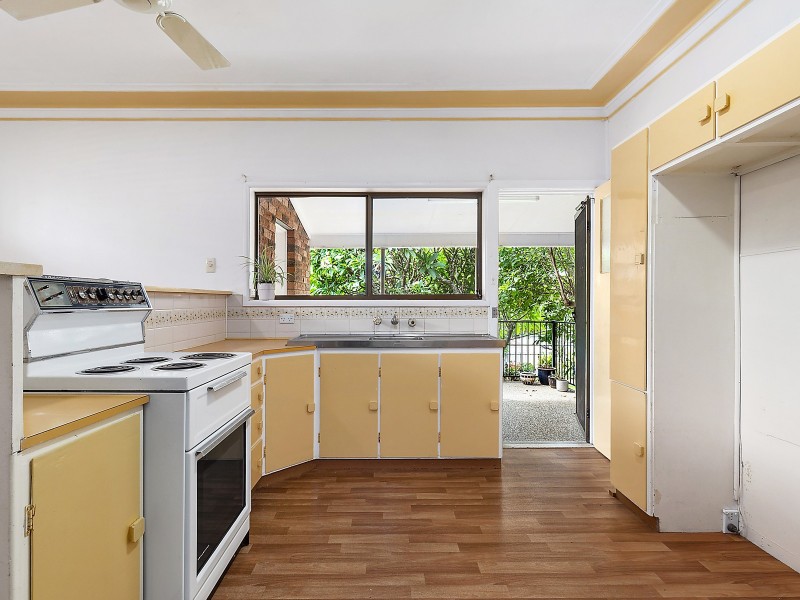 28 Woodlands Avenue, Lugarno NSW 2210