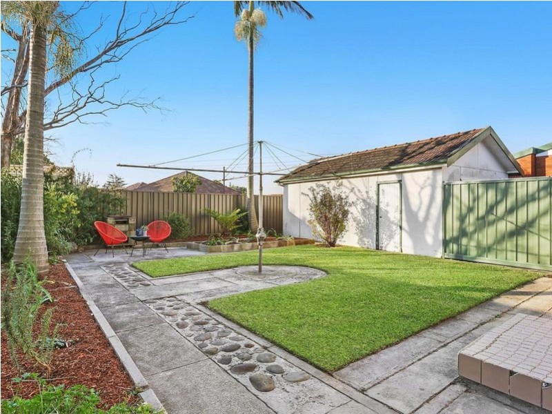 23 Mayfair Crescent, Beverly Hills NSW 2209