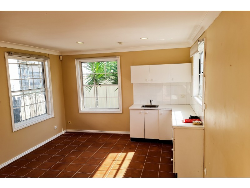 41 Easton Avenue, Sylvania NSW 2224