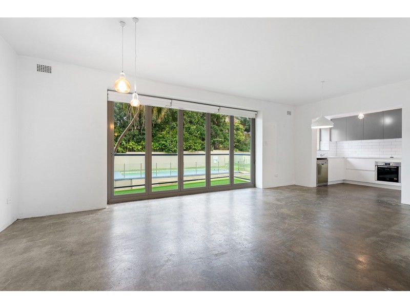 18/8-10 Deeban Walk, Cronulla NSW 2230