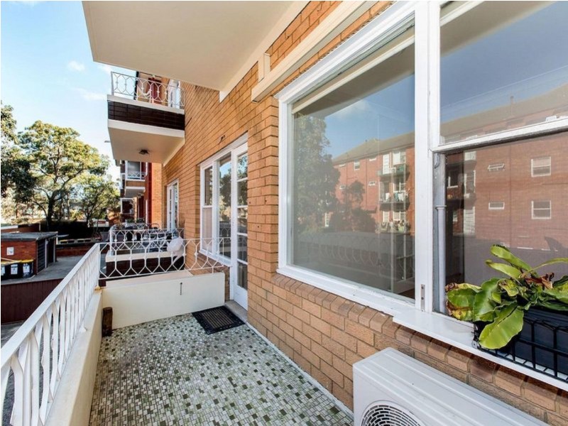 2/28 Crawford Road, Brighton-le-sands NSW 2216