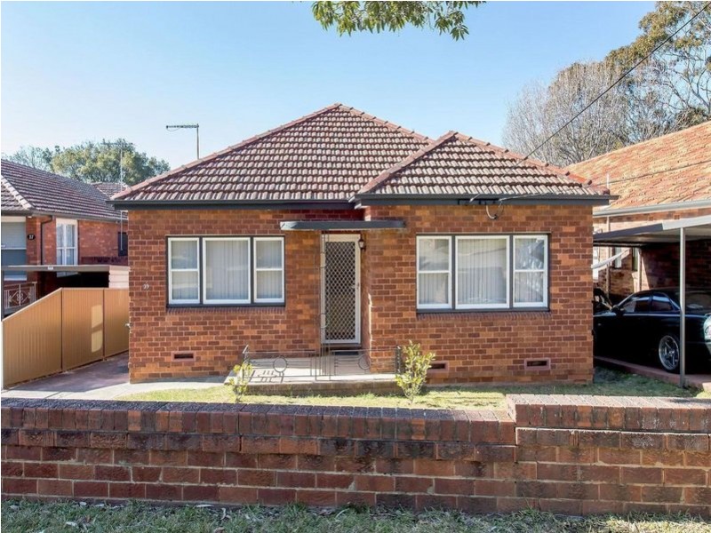 39 Warraroong Street, Beverly Hills NSW 2209