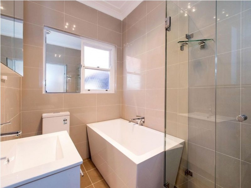 39 Warraroong Street, Beverly Hills NSW 2209