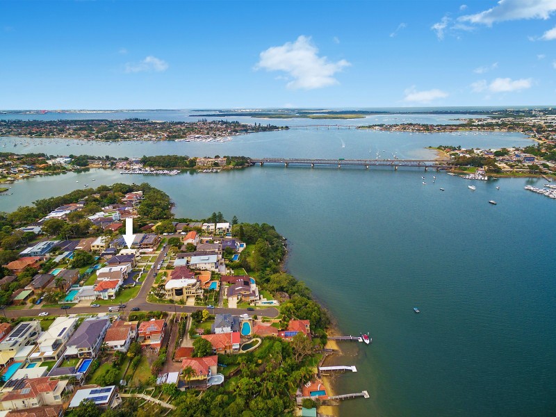 7 Fletcher Avenue, Blakehurst NSW 2221