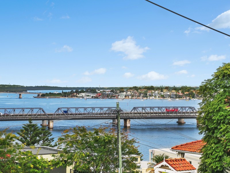 7 Fletcher Avenue, Blakehurst NSW 2221