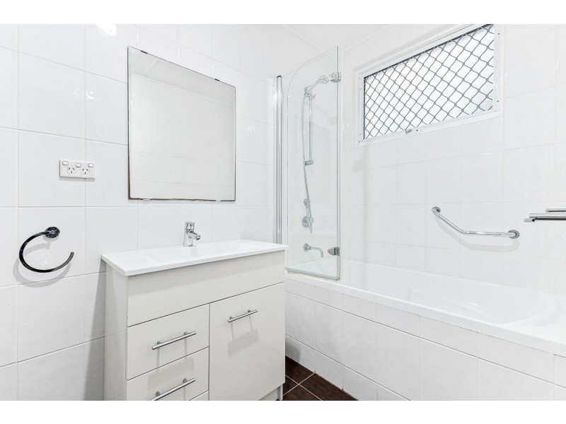 1/170 Russell Avenue, Dolls Point NSW 2219