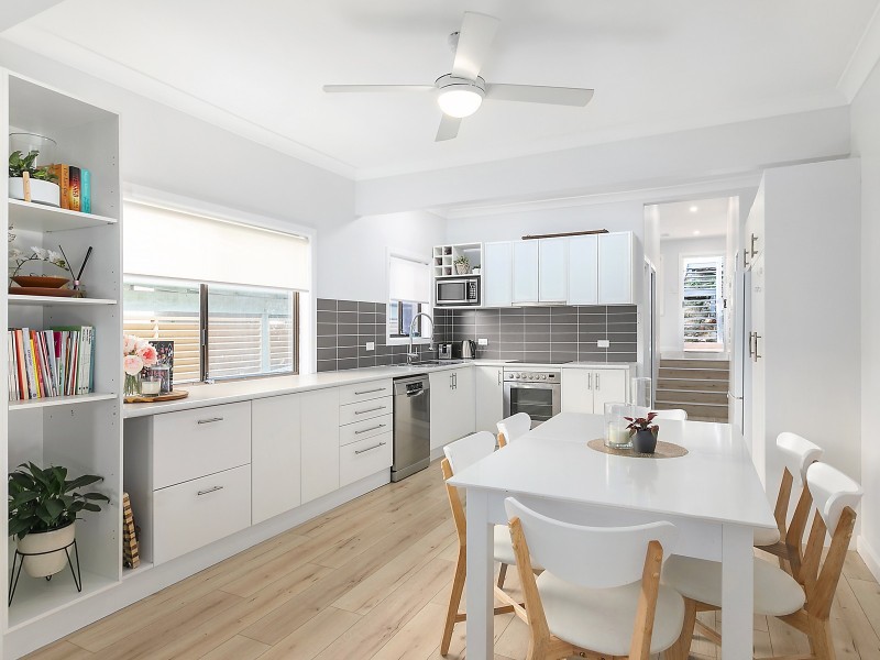 99 Novara Crescent, Como NSW 2226