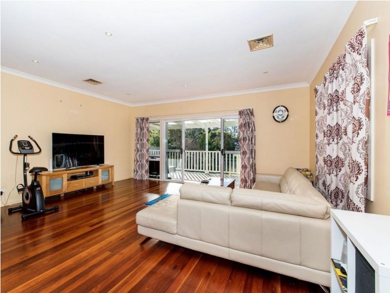 7 Gwawley Parade, Miranda NSW 2228