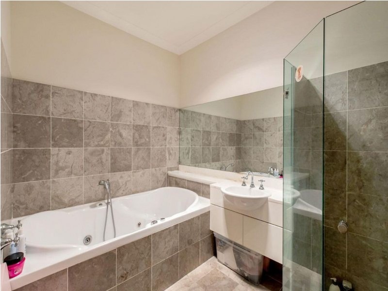 7 Gwawley Parade, Miranda NSW 2228