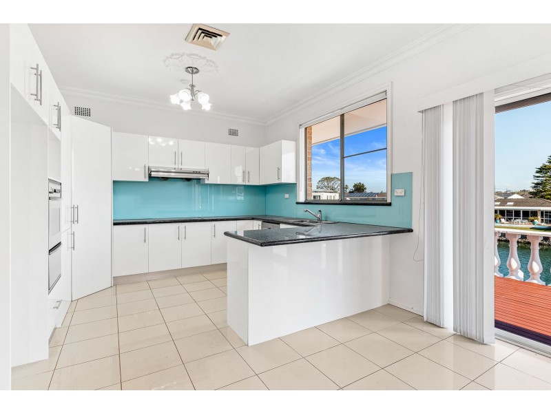 39 James Cook Island, Sylvania Waters NSW 2224