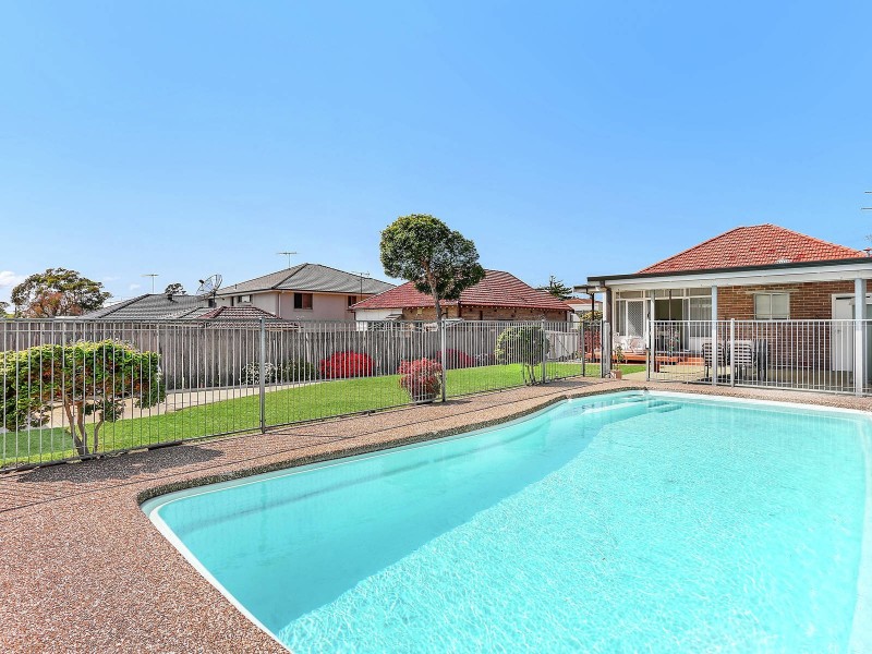 13 Merton Street, Kogarah Bay NSW 2217