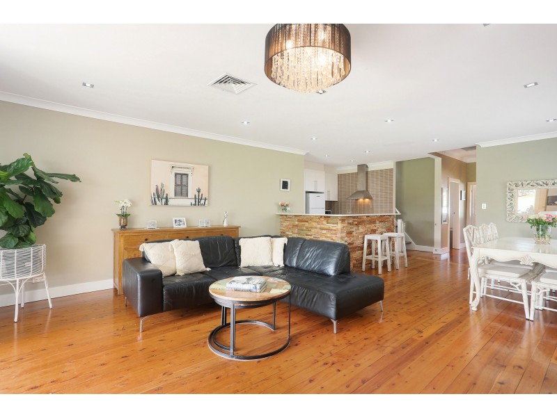 60 Tabrett Street, Banksia NSW 2216