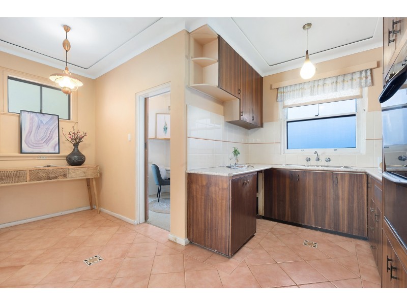 1180 Forest Road, Lugarno NSW 2210