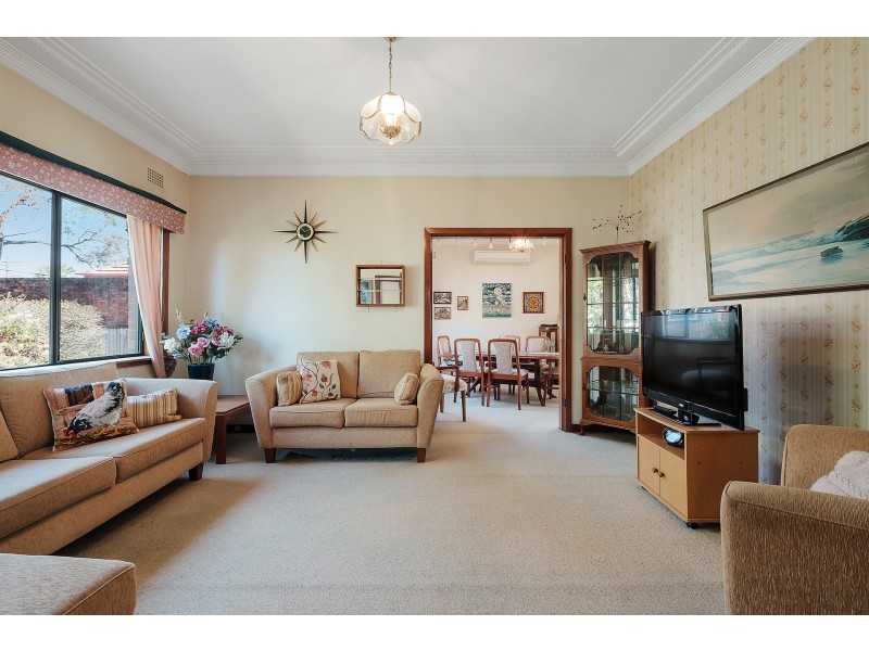 8 Endeavour Street, Sylvania NSW 2224