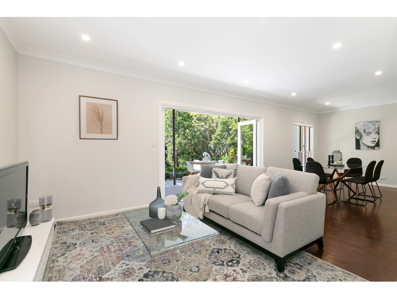 17 Pleasant Way, Blakehurst NSW 2221