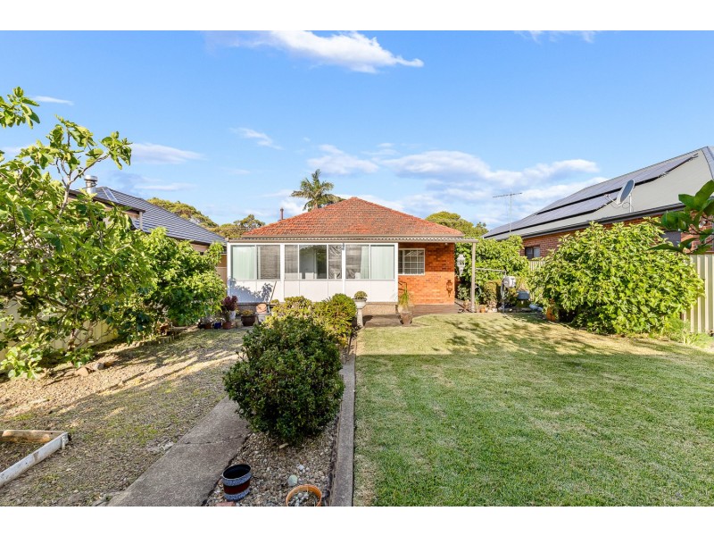 32 Illawarra Parade, Beverly Hills NSW 2209