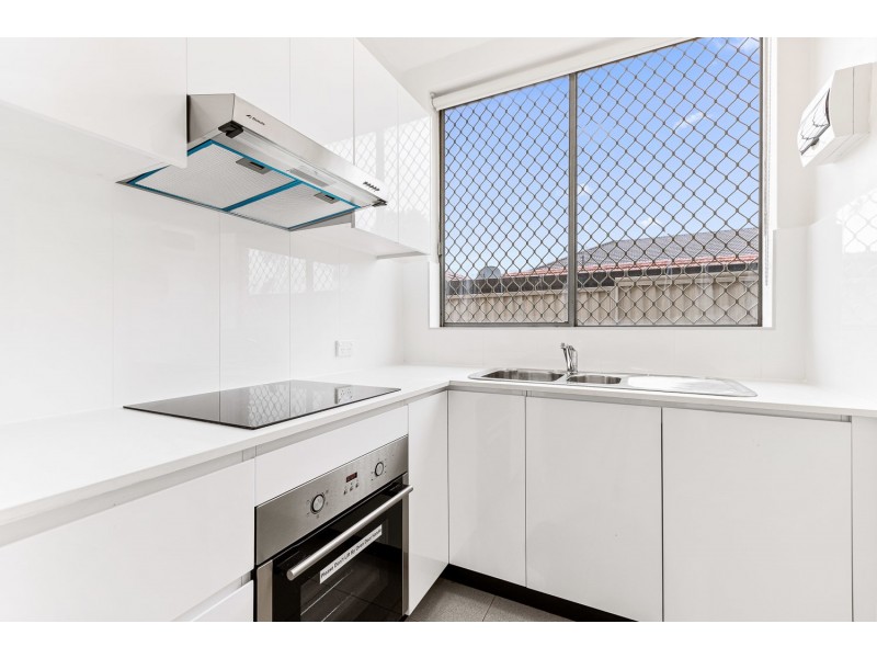 2/77 Augusta Street, Punchbowl NSW 2196