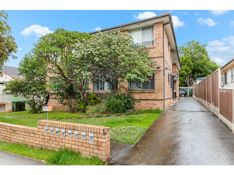 2/77 Augusta Street, Punchbowl NSW 2196