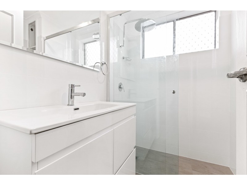 2/77 Augusta Street, Punchbowl NSW 2196