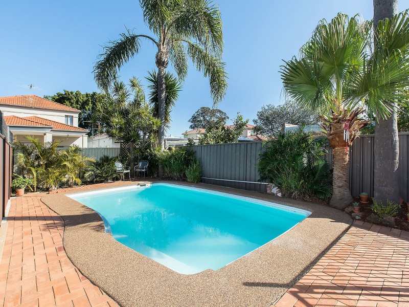 22 Cecil Street, Monterey NSW 2217