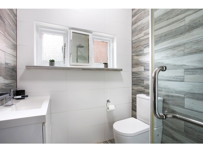 39A General Holmes Drive, Brighton-le-sands NSW 2216