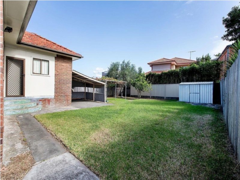 7 Attunga Avenue, Earlwood NSW 2206