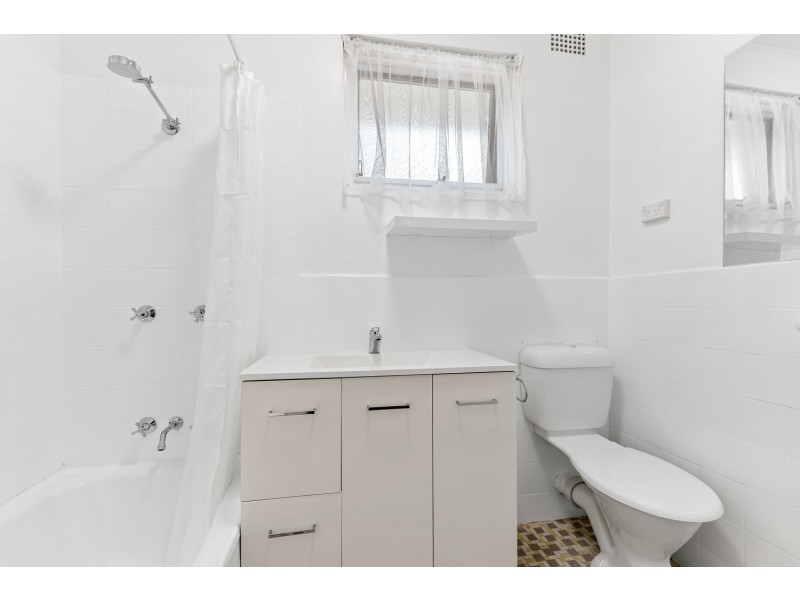 5/13 Phillip Street, Roselands NSW 2196