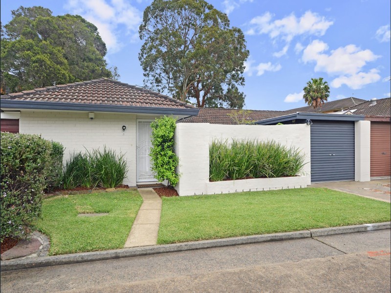 13/48 Flora Street, Roselands NSW 2196