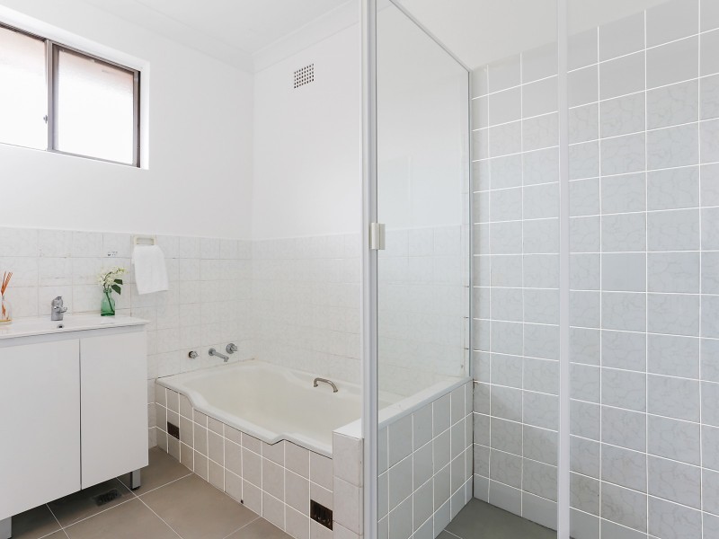 8/26 Woids Avenue, Hurstville NSW 2220